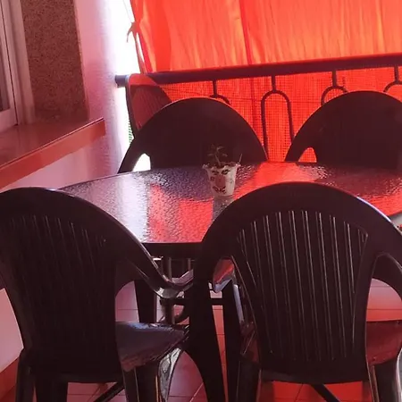Bella Carmen : 6 Personas Appartement Cunit