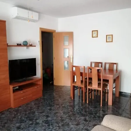 Daire Bella Carmen : 6 Personas Cunit