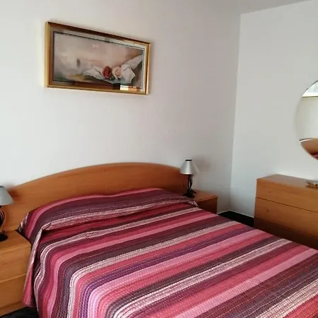 Bella Carmen : 6 Personas Daire Cunit